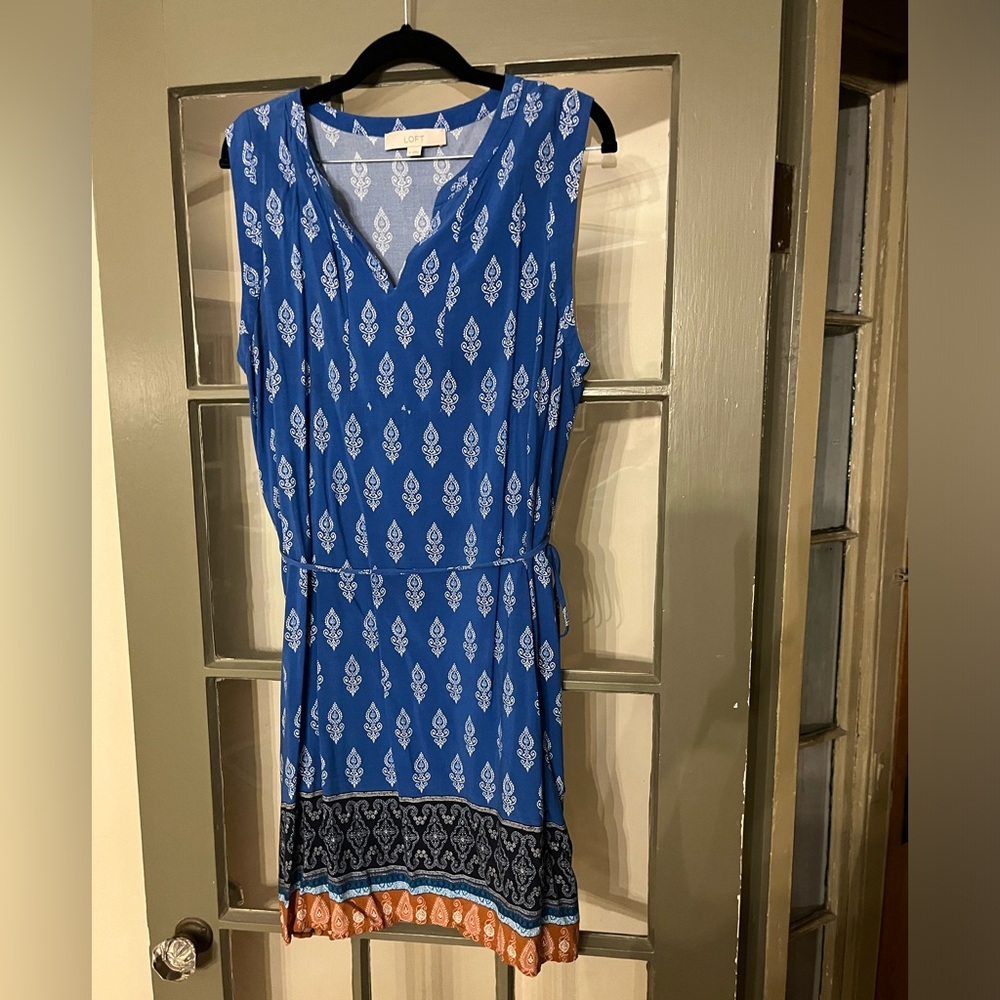 NWOT Loft Sleeveless Patterned Dress with Tie Waist